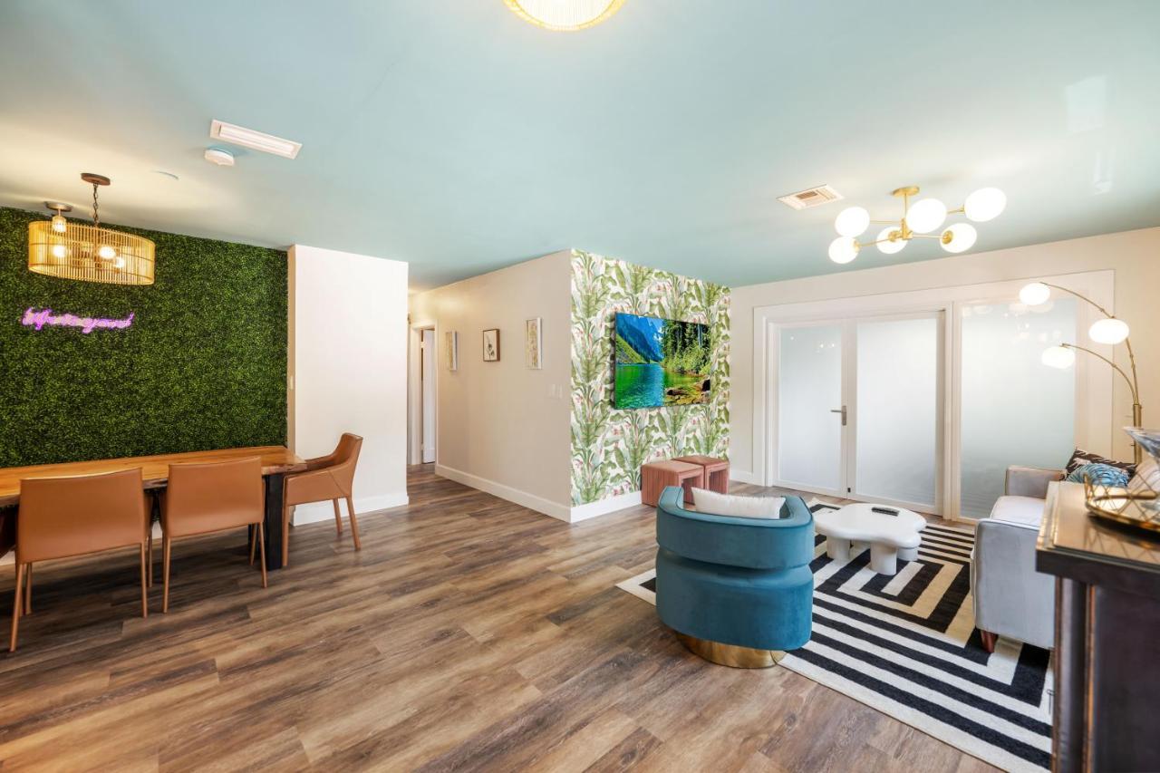Palms Retreat! Giant Heated Pool-Hottub-Firepit-5Min2Beach-Pets-Ev Chgr Fort Lauderdale Exterior photo