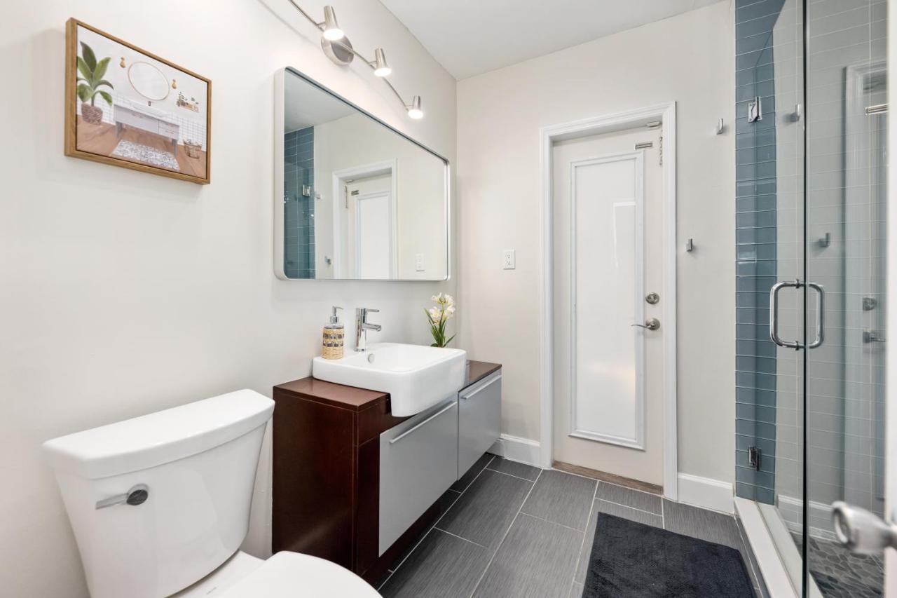 Palms Retreat! Giant Heated Pool-Hottub-Firepit-5Min2Beach-Pets-Ev Chgr Fort Lauderdale Exterior photo