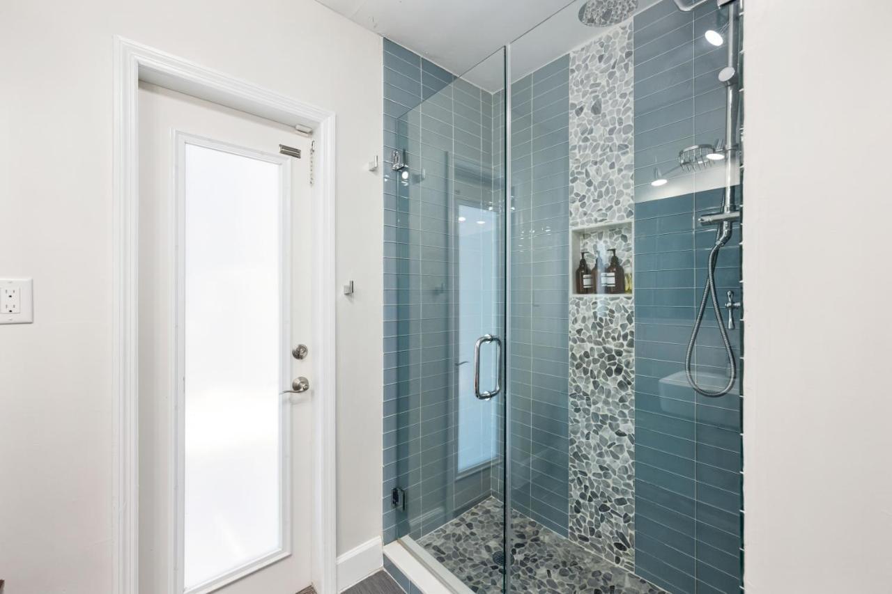 Palms Retreat! Giant Heated Pool-Hottub-Firepit-5Min2Beach-Pets-Ev Chgr Fort Lauderdale Exterior photo