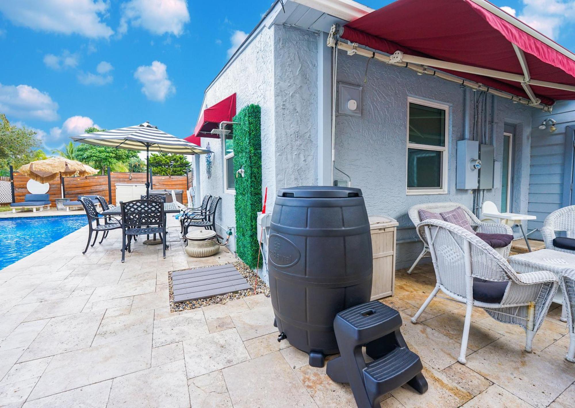 Palms Retreat! Giant Heated Pool-Hottub-Firepit-5Min2Beach-Pets-Ev Chgr Fort Lauderdale Exterior photo